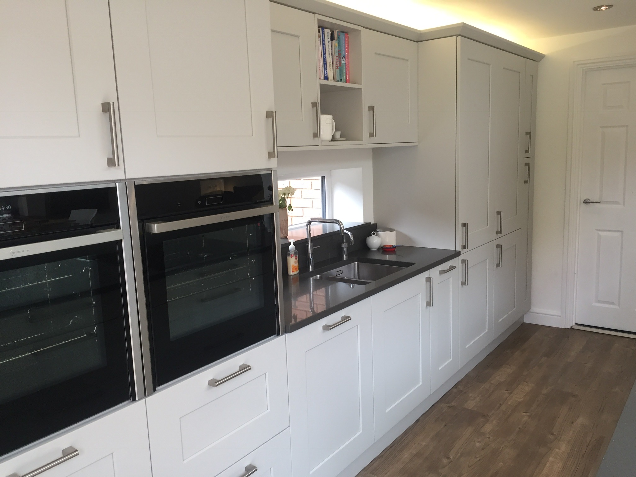 Smooth Painted Shaker in Light Grey 2 IMG 0042
