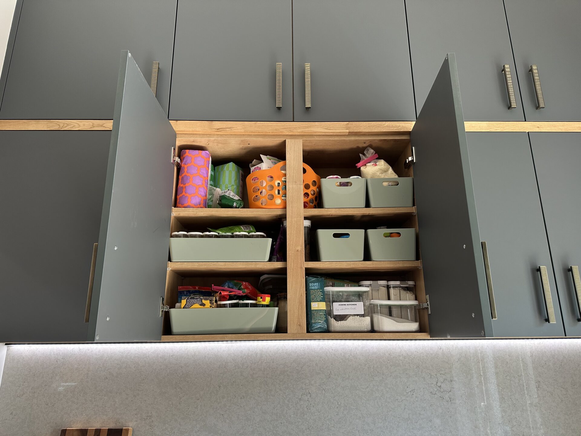 Full height kitchen storage extra tall ceiling Full height kitchen storage extra tall ceiling