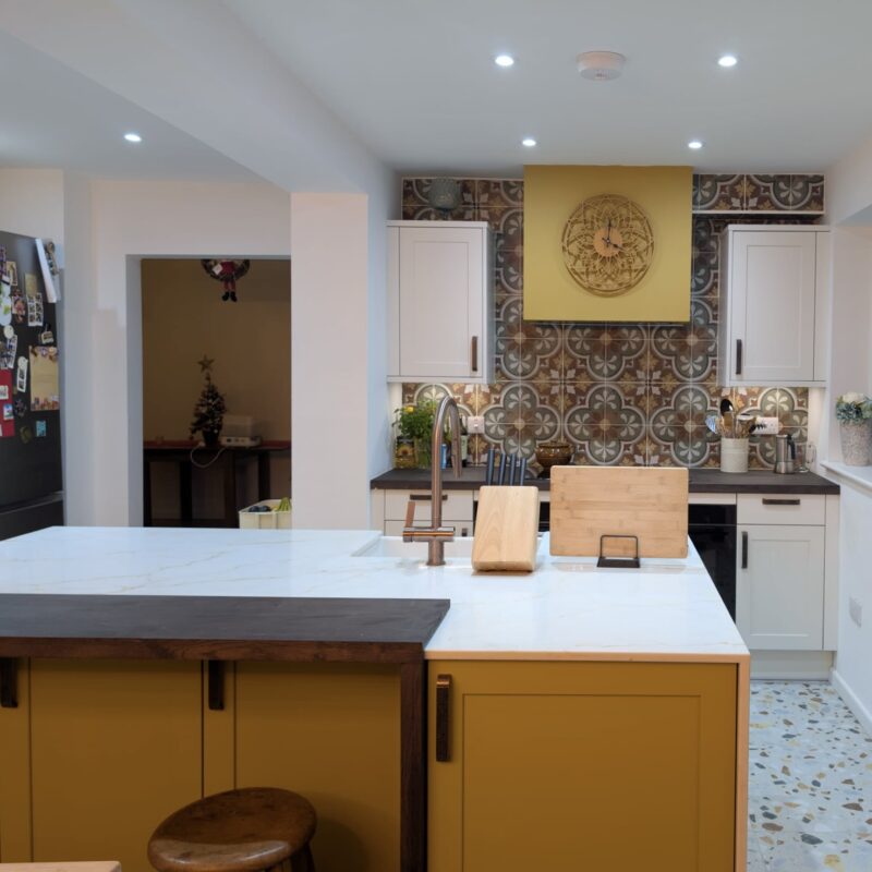 Bold and Colourful Maximalist Kitchen Design 1 Maximalist kitchen design 1